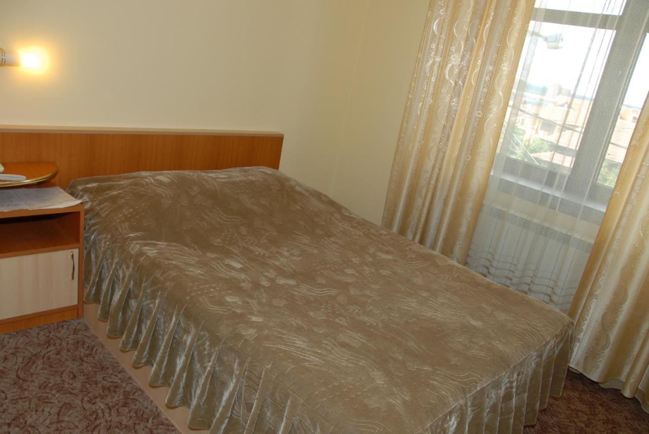 Pensiunea Turistica Europa Drobeta Turnu Severin Habitación foto